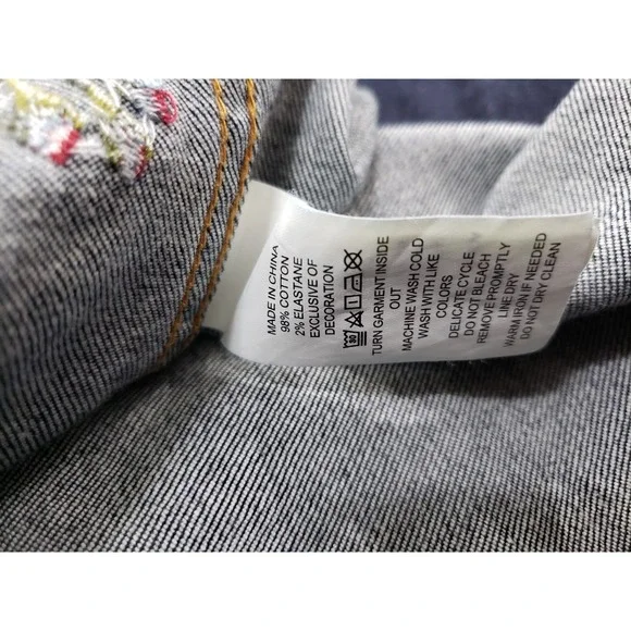 Kate Spade Broome Street Floral Embroidered Denim Skirt Size 2 - Picture 6 of 7